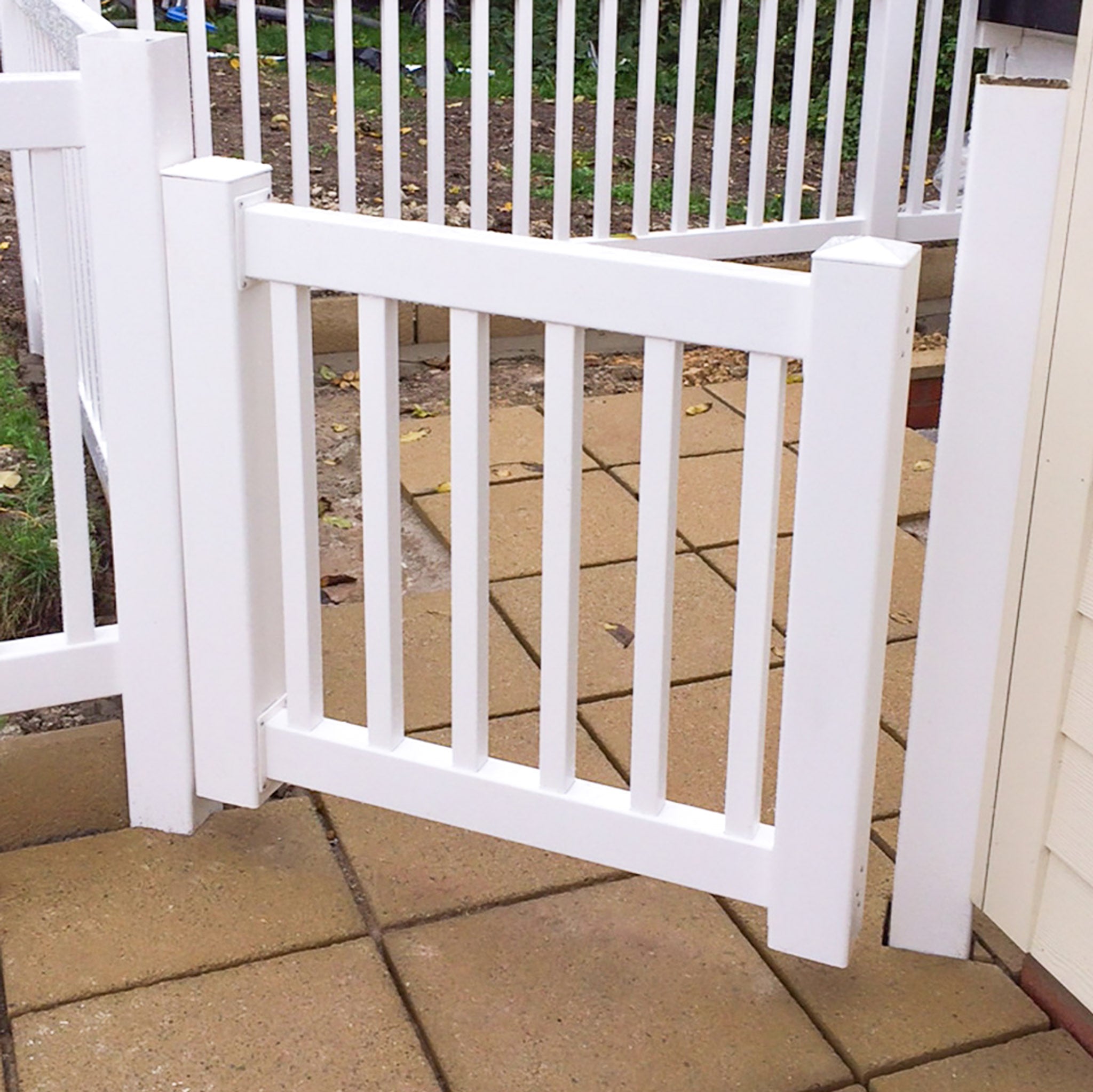 White PVC square baluster pool gate, 3ft x 3ft, with self-closing hinges