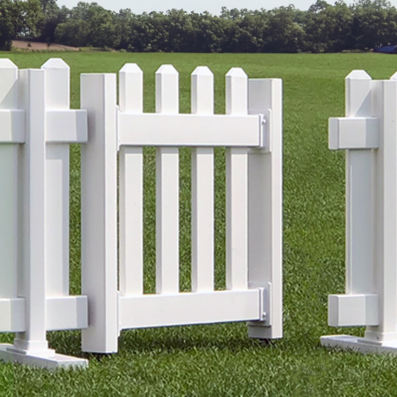 Portable Picket Gate 33in x 33in | Lightweight Vinyl Temporary Gate ...