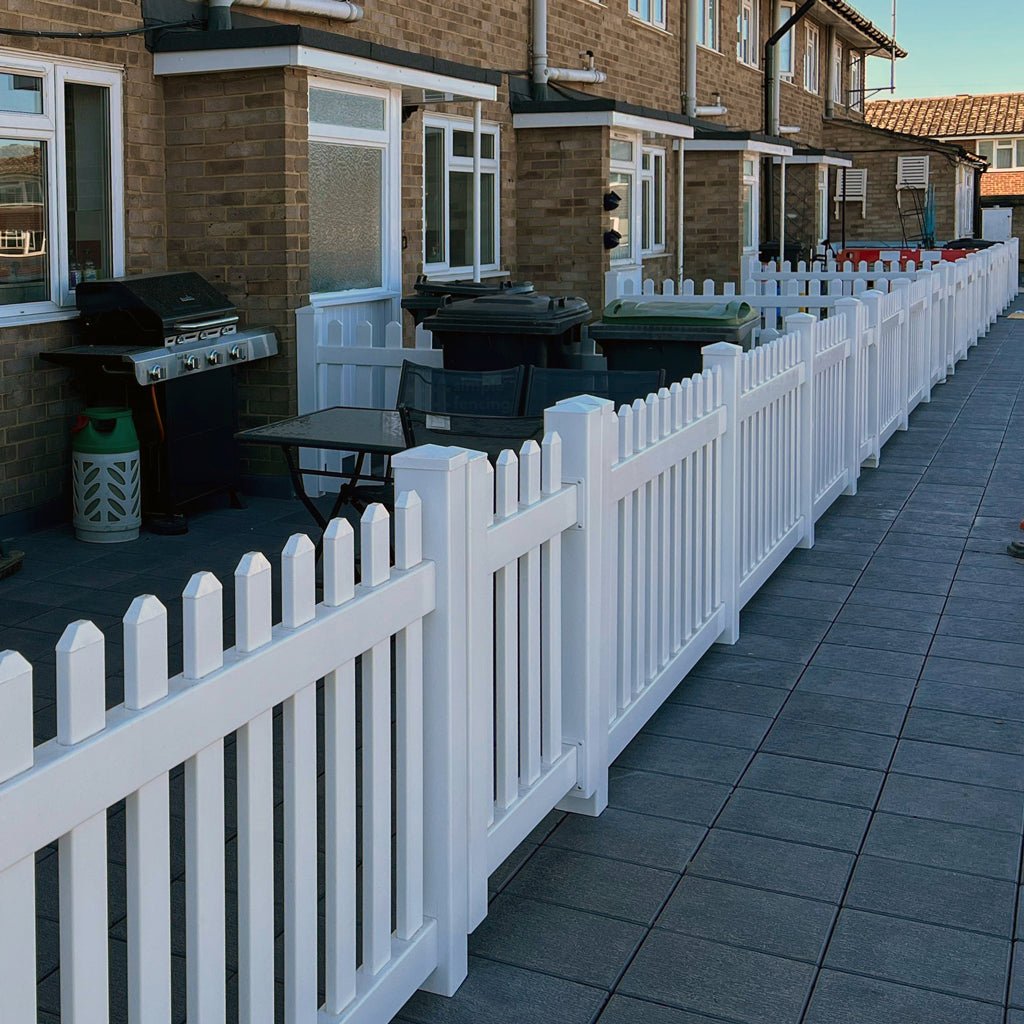 Classic Straight Top Picket Fence Panel | 8ft x 3ft (244cm x 91cm) - Simple Fencing