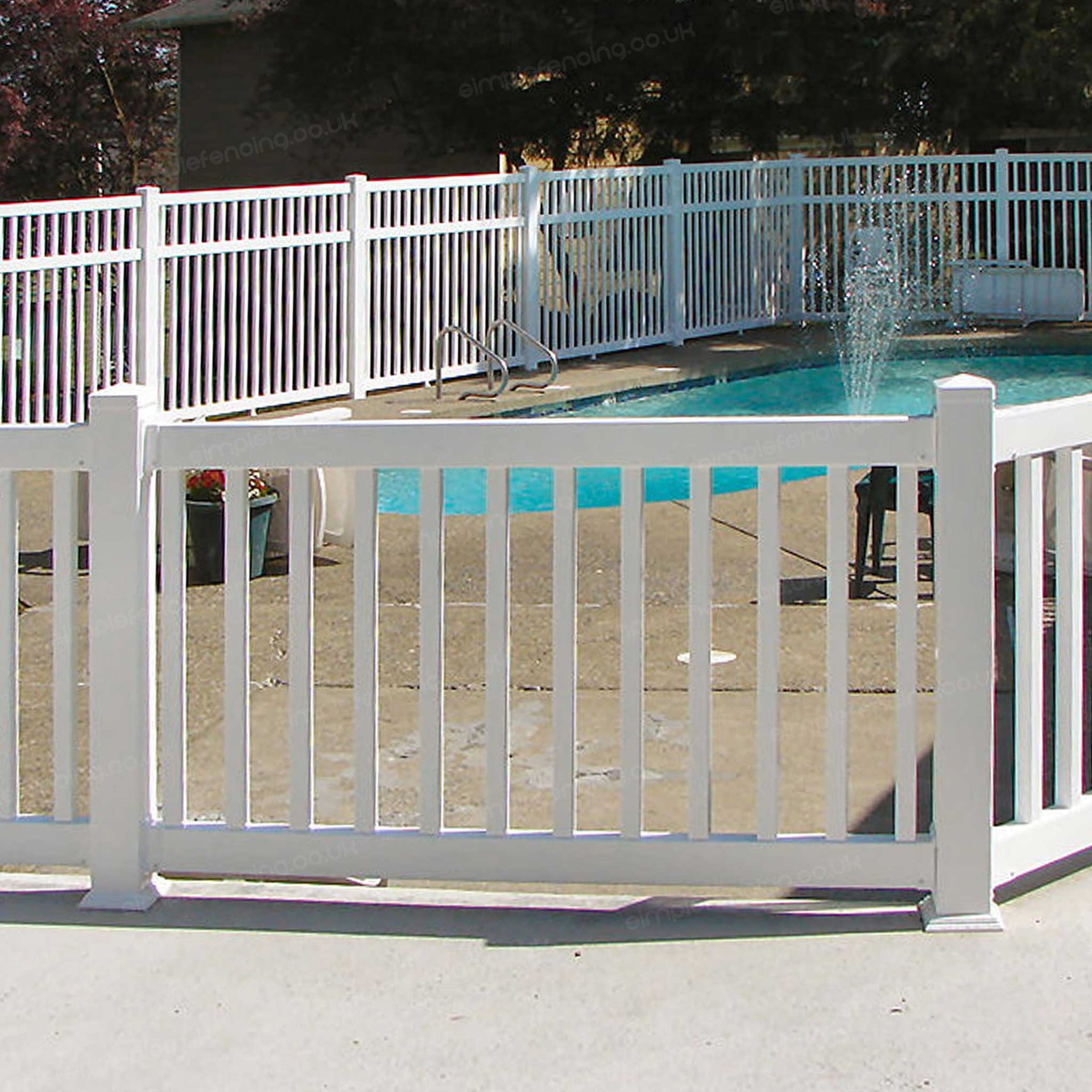 Square Baluster Pool Fence Panel – Pool Rated | 8ft x 4ft (244cm x 122cm) - Simple Fencing